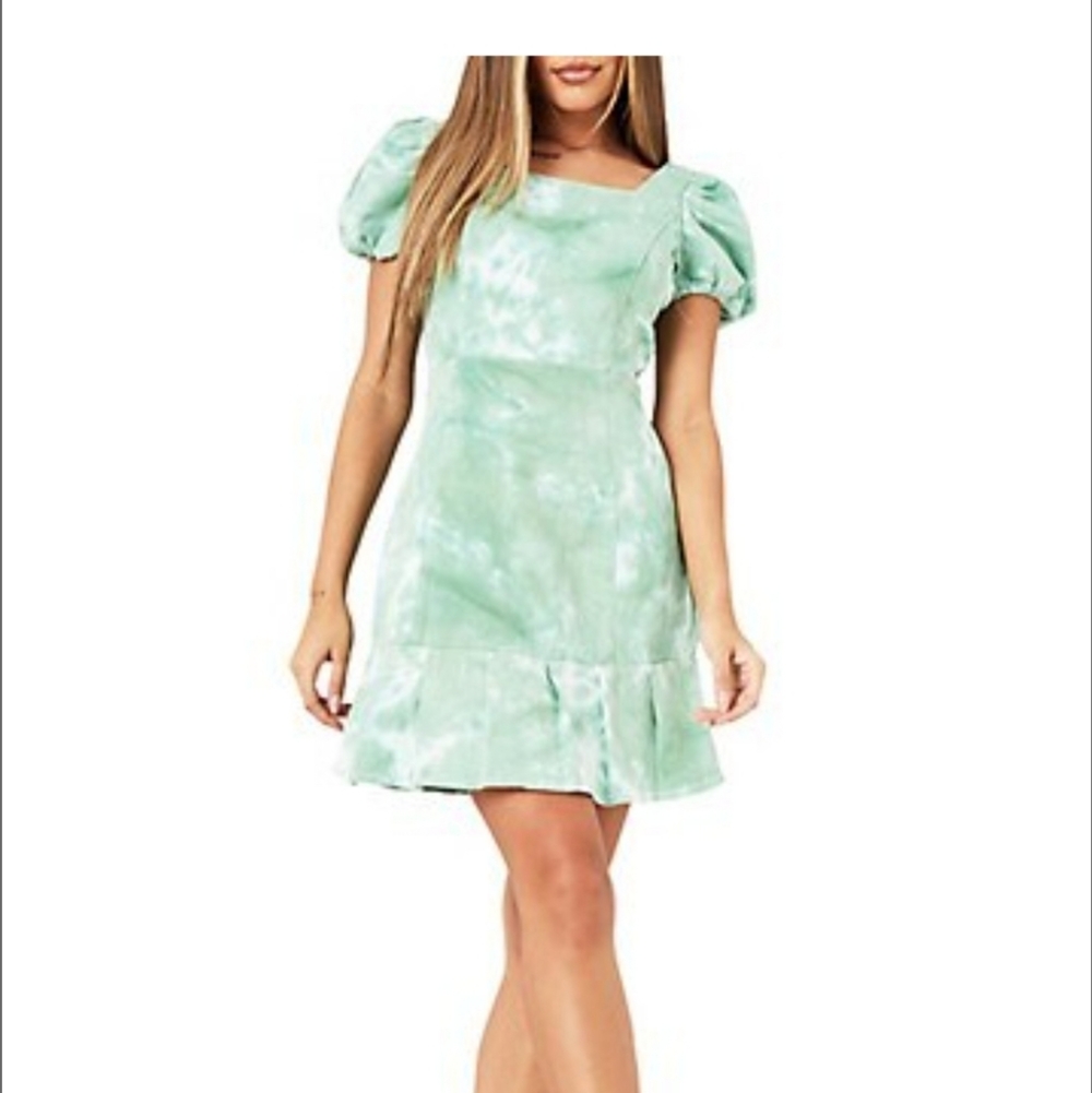 🆕️ Missguided Tie Dyed Denim A-Line Dress Size- 6